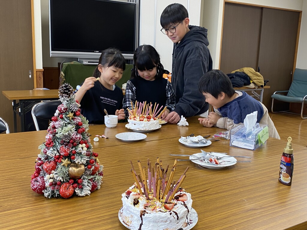 7BA7F5A4-8EF7-441B-BD6D-400E2467C56E