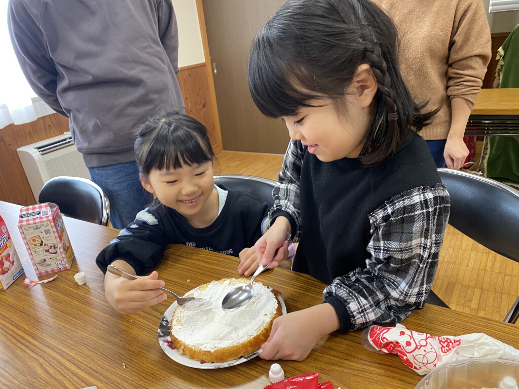 FC81452D-D6B1-495D-B5B7-2BF00AB4C951